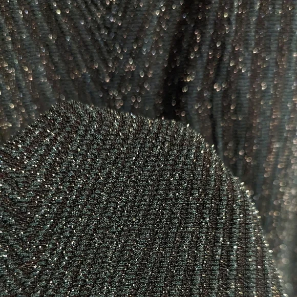 Trixxi Hunter Green Sparkly Holiday Party  3/4 Sleeve Dress ❇️ - Picture 6 of 8